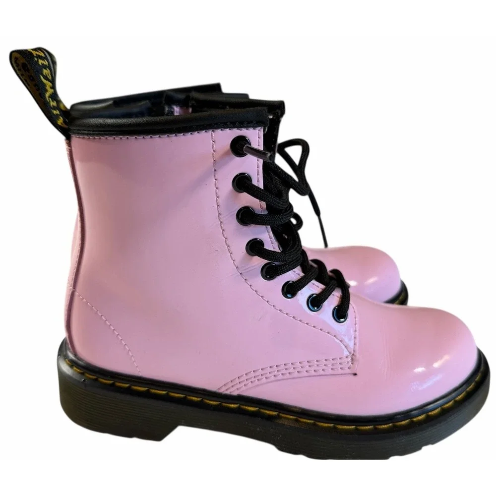 Dr. Martens product pair